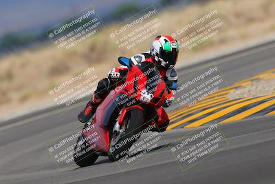 media/Sep-11-2022-SoCal Trackdays (Sun) [[81b7e951af]]/Turn 16 (945am)/